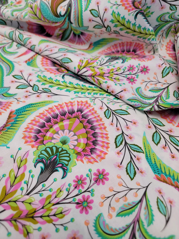 Tula Pink ROAR! || Wing It - Blush || ROAR! || Quilting Cotton || Pterodactyl