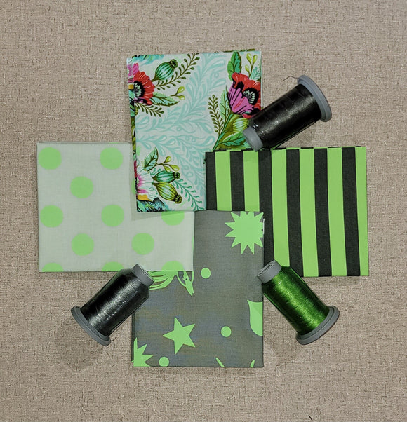 Glide - Tula Pink Everglow Neon True Colors Curated 24 Spool Thread Kit - 40wt. || Quilting || Piecing || Embroidery