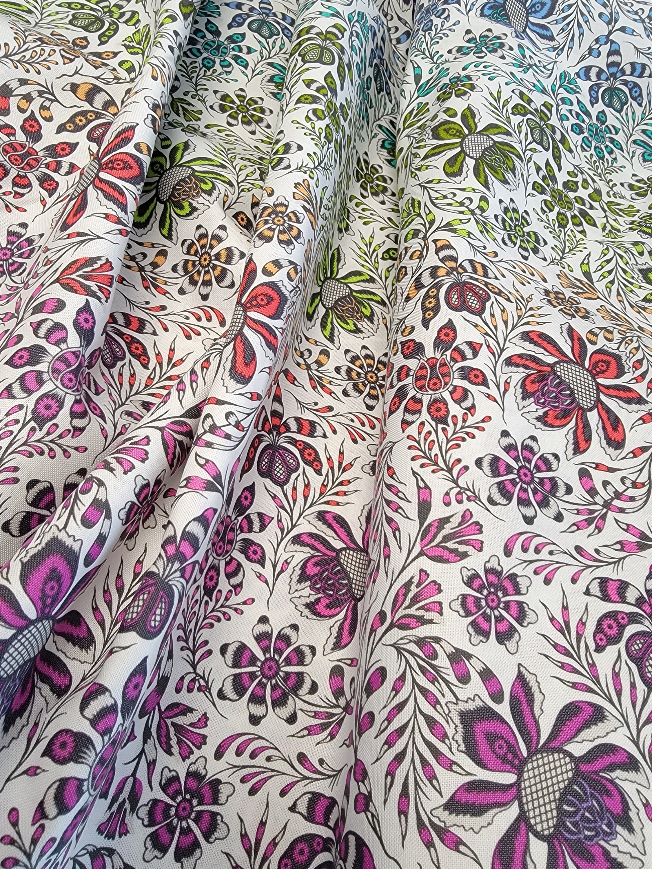 Tula Pink ROAR! || Wild Vine - MIST || ROAR! || Quilting Cotton