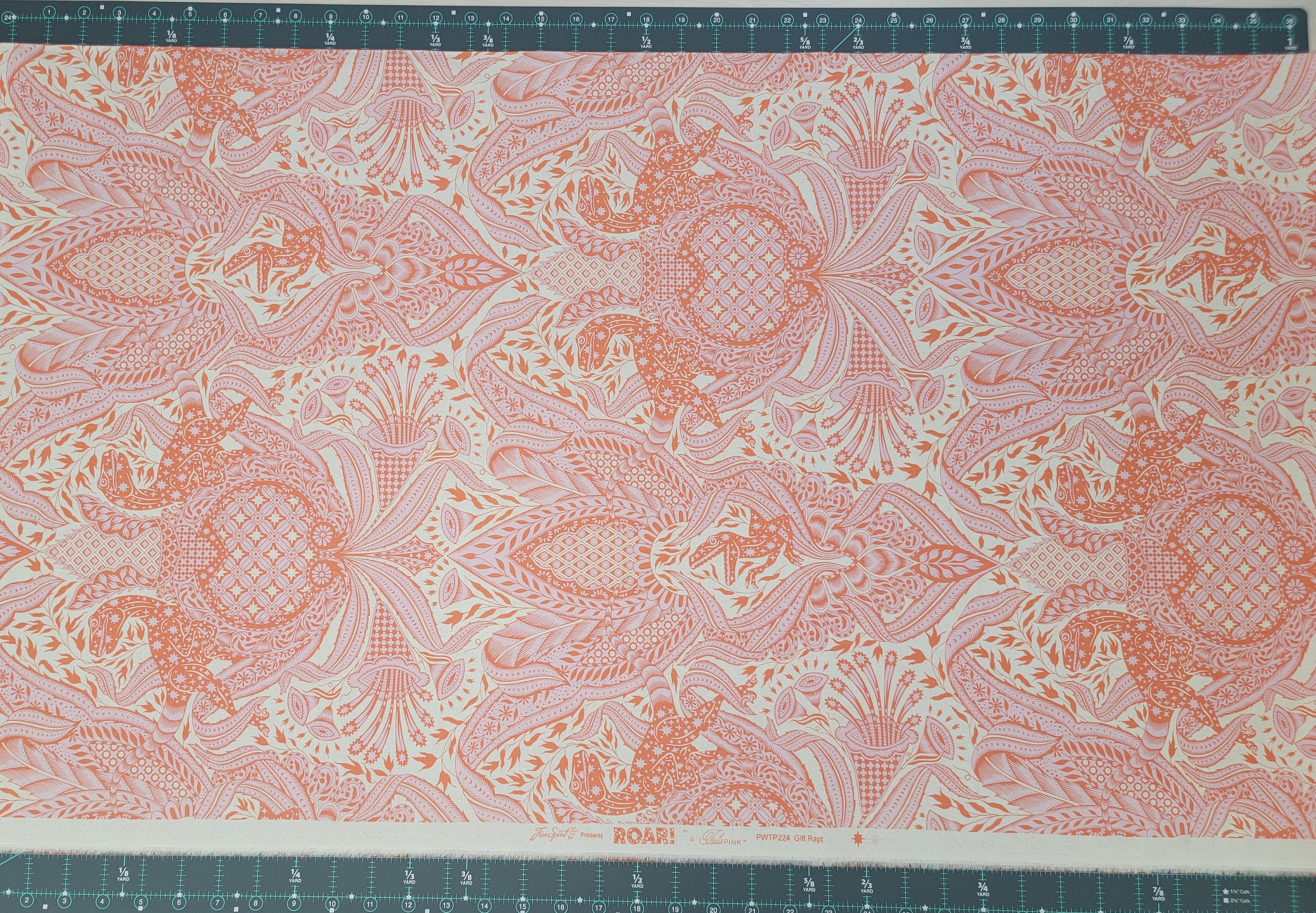 Tula Pink ROAR! || Gift Rapt - Blush || Quilting Cotton