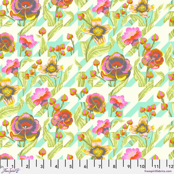 Untamed PRE-ORDER | Puppy Love - Moonbeam | Tula Pink | Free Spirit Fabrics | November Delivery