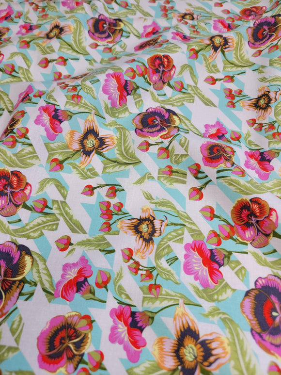 Untamed PRE-ORDER | Puppy Love - Moonbeam | Tula Pink | Free Spirit Fabrics | November Delivery