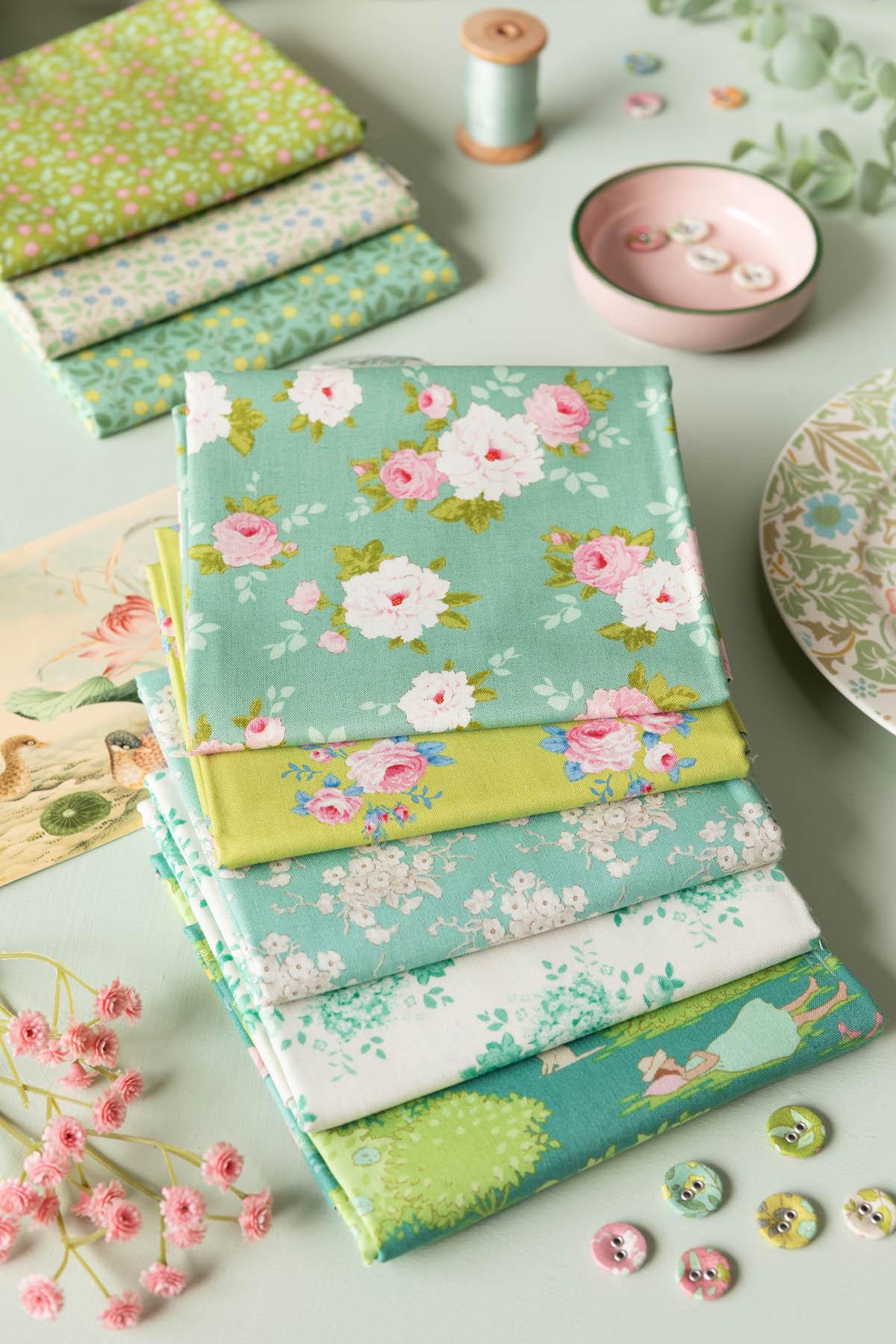 White Flower Teal || Sunday Brunch - Lime/Teal || Tilda Fabric