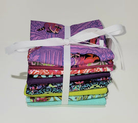 Tula Pink - Tiny Beasts (Glimmer) - Fat Quarter Bundle (11 pcs)